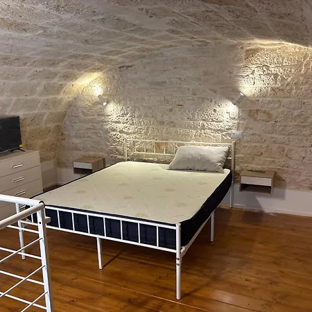 Castello Domus * جيوفيناتسو