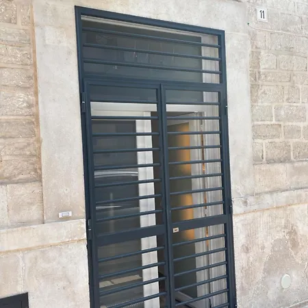 Castello Domus *